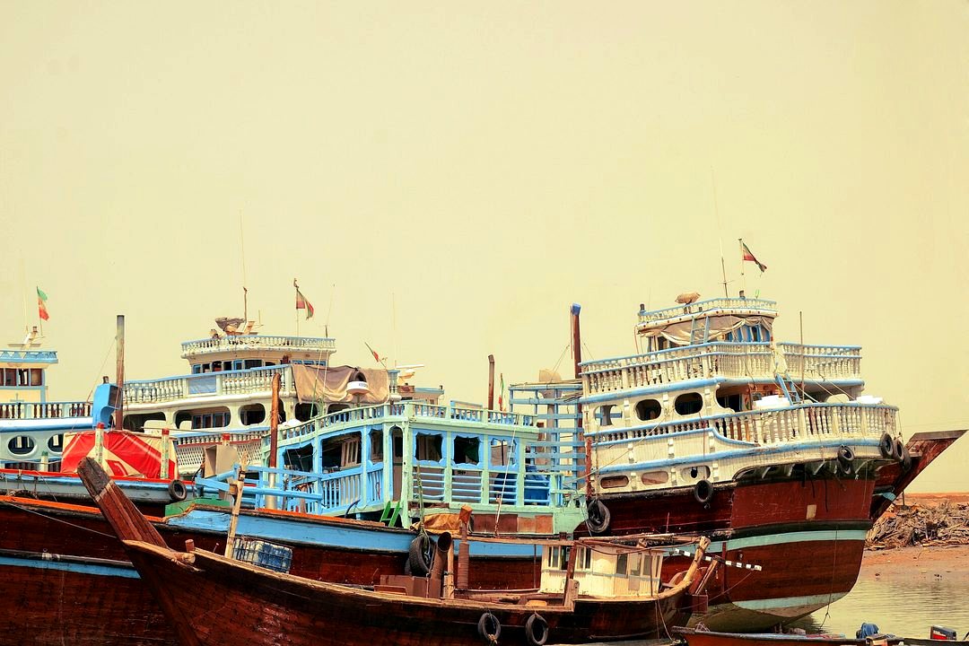 Bushehr - Bandar Deylam (Always Persian Gulf) - panoramio.jpg